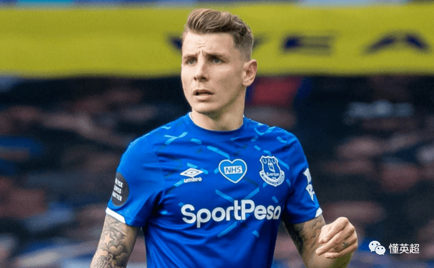  马赛核心球员重伤赛季报销，球队前景蒙上阴影  