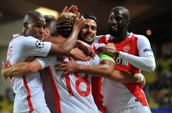  克莱蒙升班马展现韧性爆冷战胜强敌