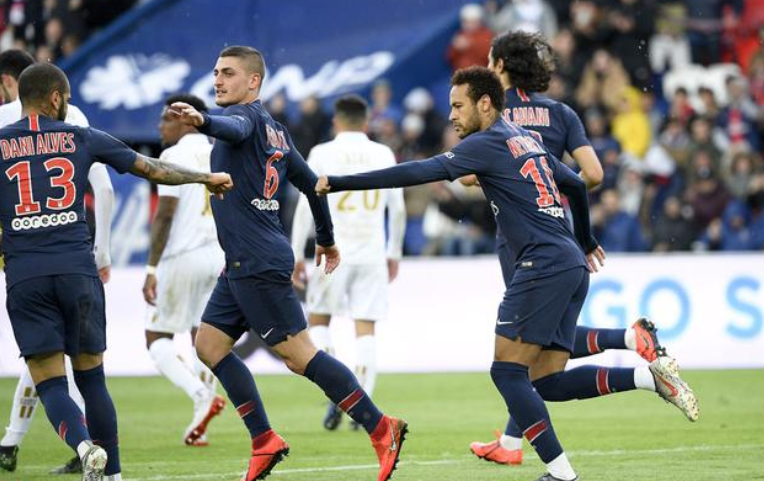  斯特拉斯堡补时阶段连入两球上演惊天逆转